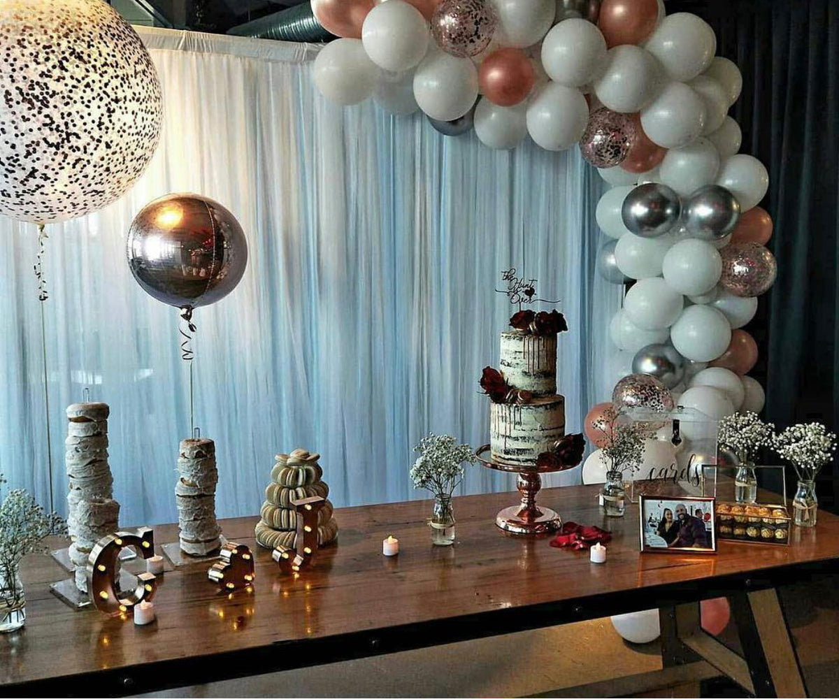 White Curtain – Top Party Supplies, Hoppers Crossing | Decorations for ...